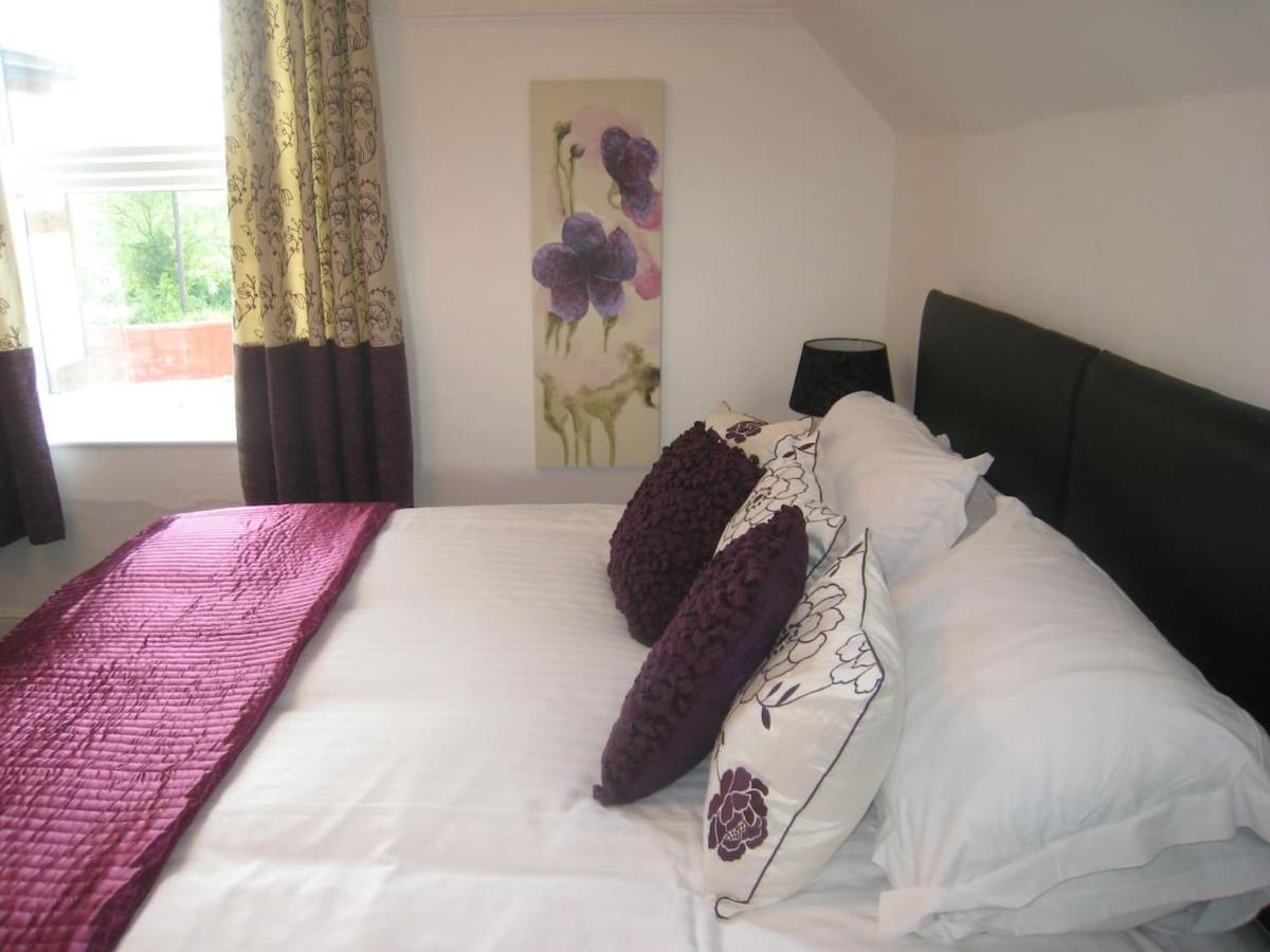 סטרטפורד-אפון-אבון Arden Hill Farmhouse - Hot Tub, Snooker Table, Sleeps 16 מראה חיצוני תמונה
